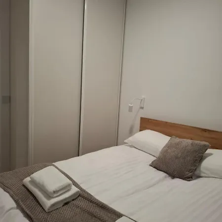 Happy Bursztynowy Z Klimatyzacja * 니에초르체